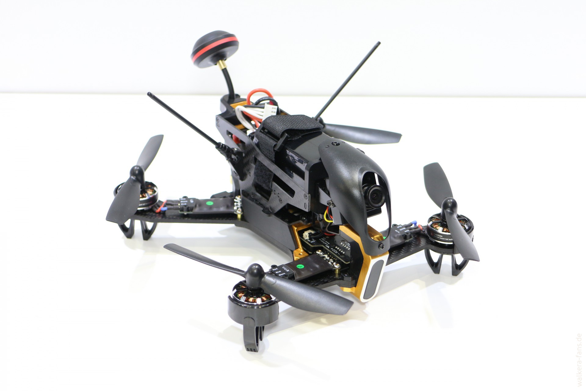 Гоночный квадрокоптер Walkera F210 (DEVO 7, камера, OSD)