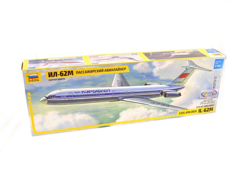 Сборная модель. Самолет Ил-62М. 1/144