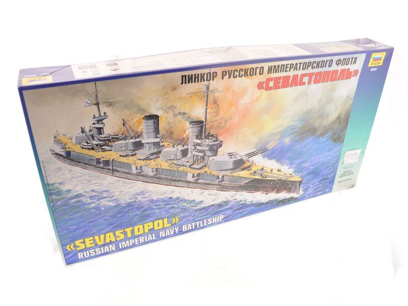 Сборная модель. Линкор Севастополь 1914-1915 гг 1/350 .