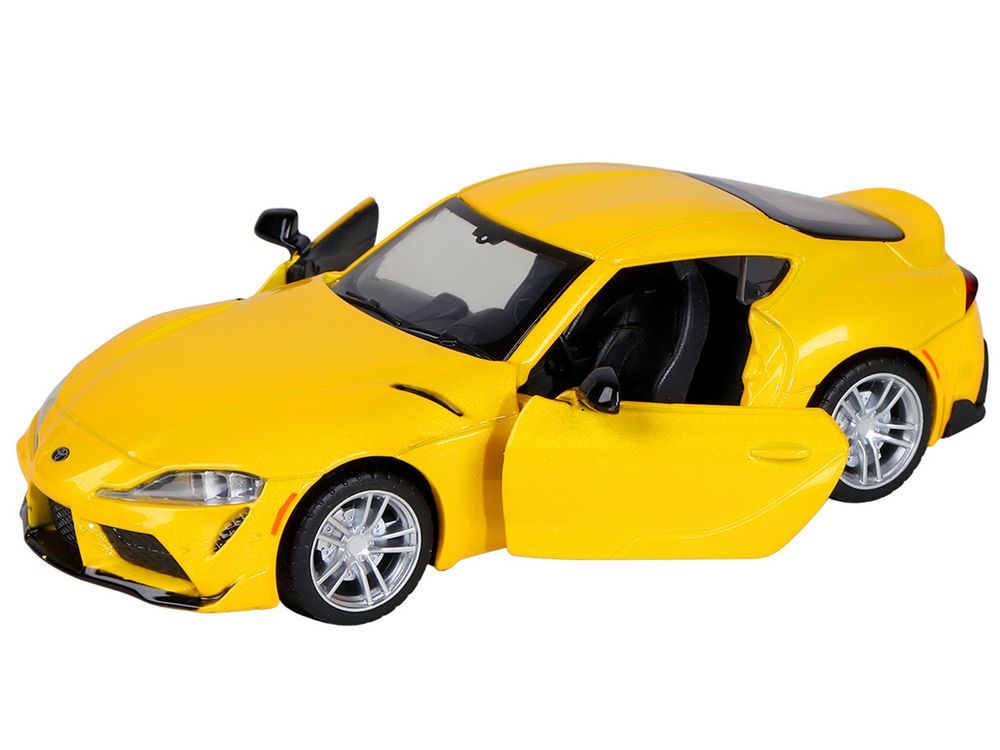 Машина АВТОПАНОРАМА Toyota Supra [US], 1/31, желтый, откр. двери, свет, звук, в/к 18*9*13,5 см