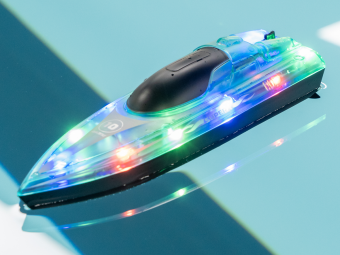 Радиоуправляемый катер Flytec V555 (голубой) с подсветкой 2.4G RTR