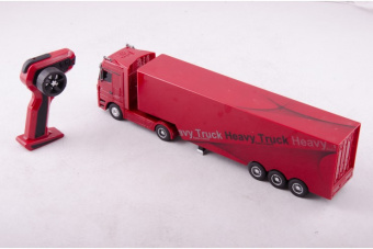 Радиоуправляемый грузовик 1/32 Mercedes-Benz Actros 6 Ch (Red)