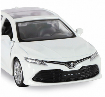 Машина АВТОПАНОРАМА Toyota Camry, белый, 1/43, откр. двери, инерция, в/к 17,5*12,5*6,5 см