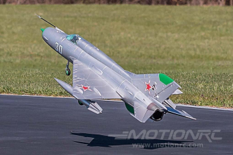 Модель самолета FreeWing MiG-21 KIT Plus
