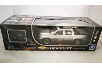 Машина CHEVROLET 1:16 со светом