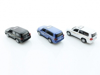 Машина 1:32 Toyota Land Cruiser свет, звук, инерция 15,5см (1/12шт.) б/к