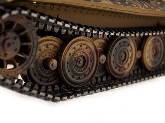 Р/У танк Torro Sturmtiger Panzer 1/16  2.4G, зеленый, ВВ-пушка, деревянная коробка
