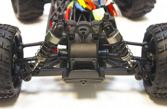 Радиоуправляемый монстр 1/18 Himoto Mastadon Brushless 4WD 2.4GHz RTR (влагозащищенный регулятор)