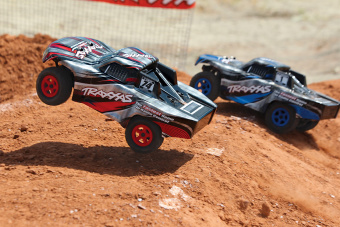 LaTrax SST 1/18 4WD Fast Charger