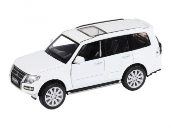 Машина ''АВТОПАНОРАМА'' Mitsubishi Pajero 4WD Tubro, белый, 1/33, свет, звук, в/к 17,5*13,5*9 см