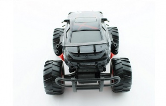 Радиоуправляемый внедорожник Wangfeng Monstre Truck BMW 6 1:14 (свет, звук)