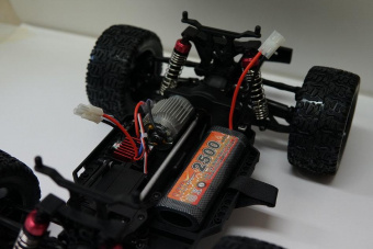 Радиоуправляемый монстр Remo Hobby MMAX (красный) 4WD 2.4G 1/10 RTR