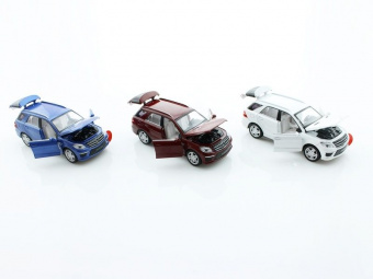 Машина 1:32 Mercedes-Benz ML63 AMG свет, звук, инерция 15см (1/12шт) б/к