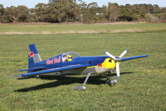 Модель самолета CYmodel Edge 540 26cc