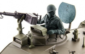 Радиоуправляемый танк Heng Long 1:16 Walker Bulldog 2.4GHz (Ver 7.0)