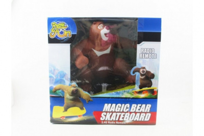 Радиоуправляемый медведь на скейтбордe Magic Bear