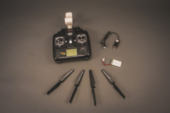 Радиоуправляемый квадрокоптер SYMA X5SW 2.4 Ghz + видеокамера (Wi-Fi) RTF