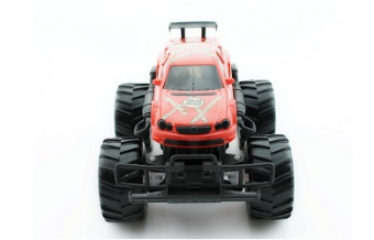 Радиоуправляемый внедорожник Wangfeng Monstre Truck Mercedes-Benz 1:16 (свет, звук)