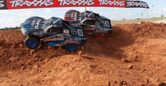 LaTrax SST 1/18 4WD Fast Charger