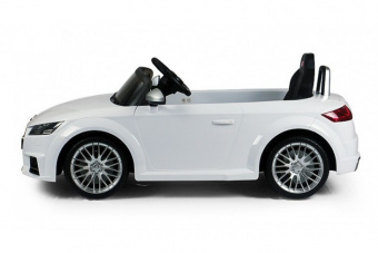 Радиоуправляемый электромобиль Rastar 82500 Audi TTS Roadster цвет белый