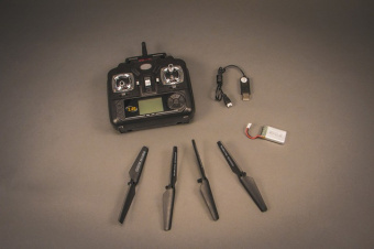 Радиоуправляемый квадрокоптер SYMA X5SC 2.4 Ghz, headless + видеокамера RTF