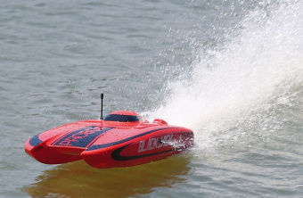 Радиоуправляемый катамаран ProBoat Blackjack 24 Brushless RTR