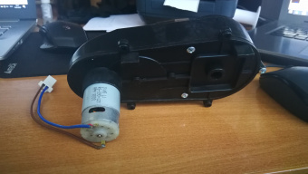 Рулевой редуктор 12V для электромобиля