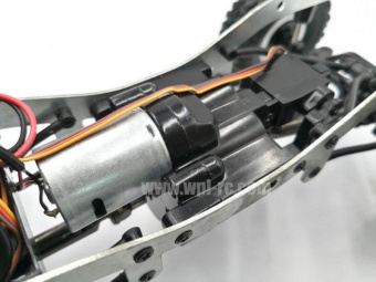 Радиоуправляемая машина WPL пикап Hilux (белый) 4WD 2.4G 1/16 KIT