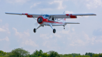 A600 (DHC-2 Beaver) 3D Airplane with Autopilot