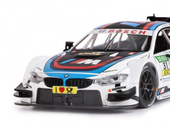 Машина ''АВТОПАНОРАМА'' BMW M4, белый, 1/24, свет, звук, в/к 24,5*12,5*10,5 см