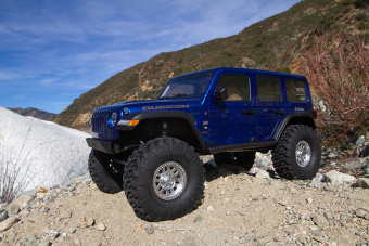 Модель для трофи 1:10 SCX10 III Jeep JLU Wrangler with Portals 4WD Kit