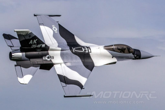 Модель самолета FreeWing F-16 (Alaska Snow Camo) PNP