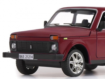 Машина ''АВТОПАНОРАМА'' ВАЗ 21214, 1/22, бордовый, инерция, в/к 24,5x12,5x10,5 см