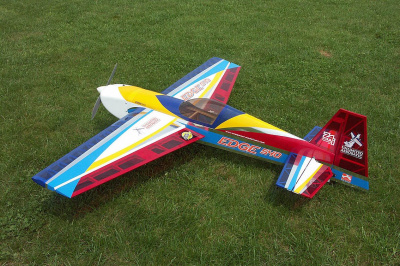 Модель самолета NPM Edge 540