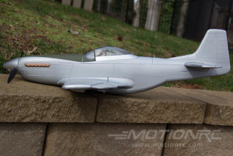 Модель самолета FreeWing P-51 Mustang PNP