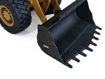 Радиоуправляемый погрузчик с гидравлической системой HUI NA TOYS 2.4G 1/14 RTR