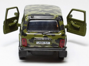 Машина Autotime ''LADA 4x4'' армейская 1:36