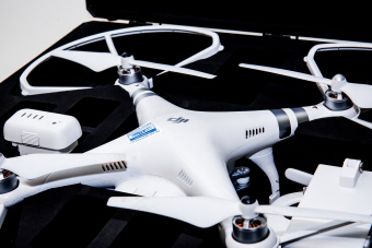 Кейс алюминиевый черный для квадрокоптера DJI Phantom 3 с защитой пропеллеров