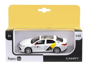 Машина АВТОПАНОРАМА Яндекс GO Toyota Camry, 1/43, белый, инерция, откр. двери, 17,5*12,5*6,5 см