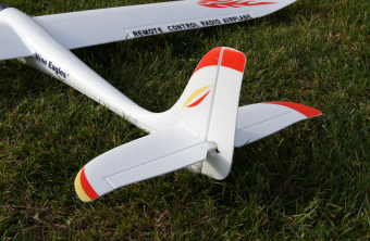 Радиоуправляемый самолет-планер Nine Eagles Skyclimber 2.4 Ghz
