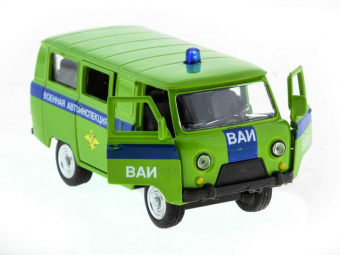 Машина ''АВТОПАНОРАМА'' инерц. УАЗ (ВАИ) 1/50, в/к 12*7*5,5 см