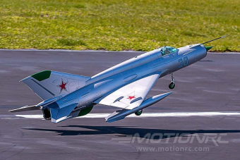 Модель самолета FreeWing MiG-21 KIT Plus