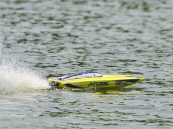 Радиоуправляемый катамаран Volantex RC ATOMIC 700 желтый Brushless PNP