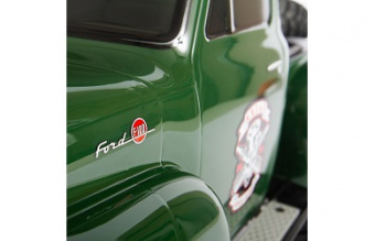 Модель для трофи Axial SCX10 II 1955 Ford 4wd RTR 1:10 Green
