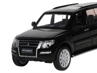 Машина ''АВТОПАНОРАМА'' Mitsubishi Pajero 4WD Tubro, черный, 1/33, свет, звук, в/к 17,5*13,5*9 см