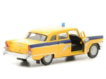 Машина Autotime ''ГАЗ-13 ''ЧАЙКА'' милиция СССР 1:43