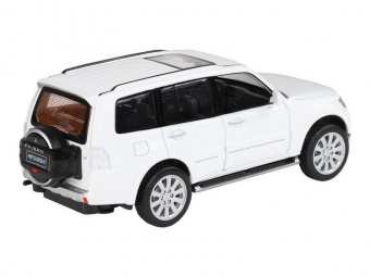 Машина ''АВТОПАНОРАМА'' Mitsubishi Pajero 4WD Tubro, белый, 1/33, свет, звук, в/к 17,5*13,5*9 см