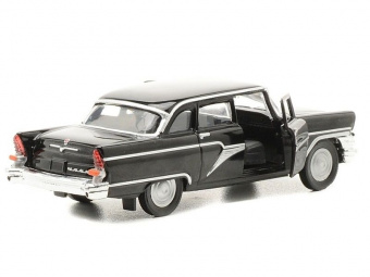 Машина Autotime ГАЗ-13 ''ЧАЙКА'' гражданская 1:43