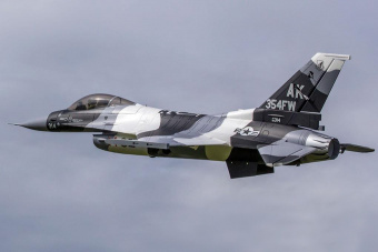 Модель самолета FreeWing F-16 (Alaska Snow Camo) KIT Plus