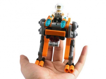Конструктор CaDA Technic звездный отряд, входящий в серию «Космический десант» (103 детали)
